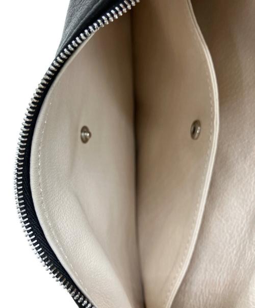 Aeta（アエタ）Aeta (アエタ) LEATHER ROUND ONE SHOULDER ブラックの古着・服飾アイテム