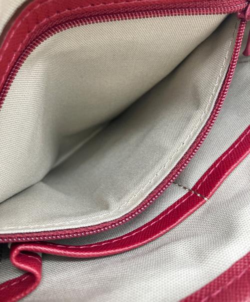 BURBERRY（バーバリー）BURBERRY (バーバリー) ショルダーバッグ ベージュ×レッドの古着・服飾アイテム