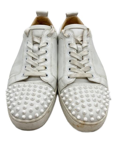Christian Louboutin（クリスチャン・ルブタン）Christian Louboutin (クリスチャン・ルブタン) スタッズレザースニーカー ホワイト サイズ:25.5cmの古着・服飾アイテム
