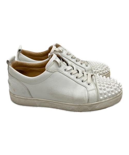 Christian Louboutin（クリスチャン・ルブタン）Christian Louboutin (クリスチャン・ルブタン) スタッズレザースニーカー ホワイト サイズ:25.5cmの古着・服飾アイテム