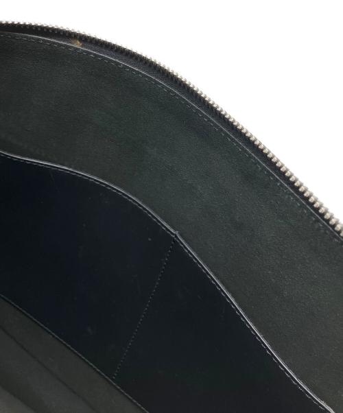 VALENTINO（ヴァレンティノ）VALENTINO (ヴァレンティノ) クラッチバッグ ブラックの古着・服飾アイテム