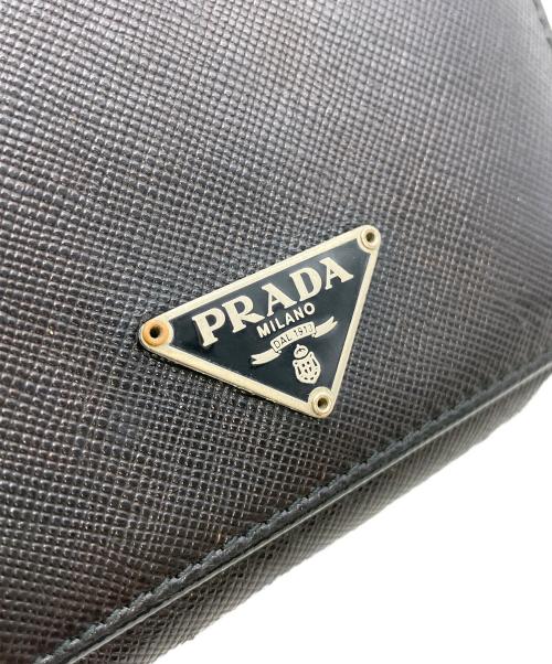 PRADA（プラダ）PRADA (プラダ) 2つ折り財布 ブラックの古着・服飾アイテム