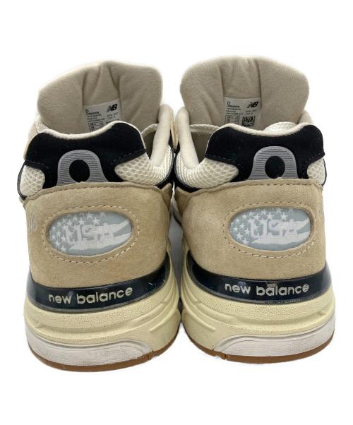 NEW BALANCE（ニューバランス）NEW BALANCE (ニューバランス) U993WS　ローカットスニーカー ベージュ×ブラック サイズ:26.5cmの古着・服飾アイテム
