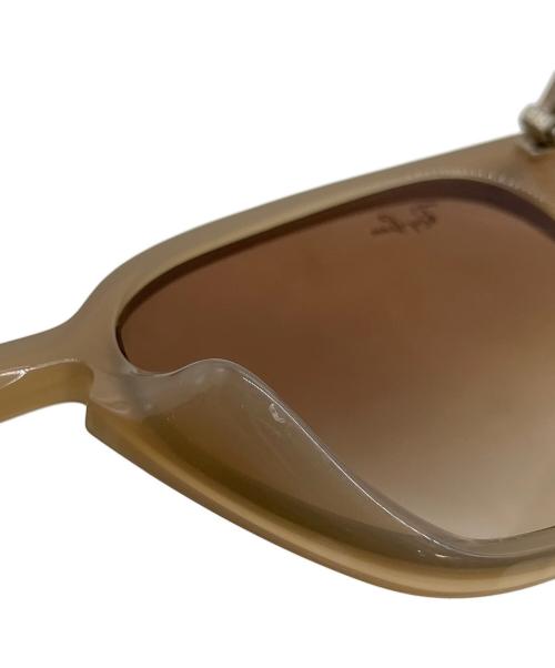 RAY-BAN（レイバン）RAY-BAN (レイバン) RB 4258　サングラス ベージュの古着・服飾アイテム