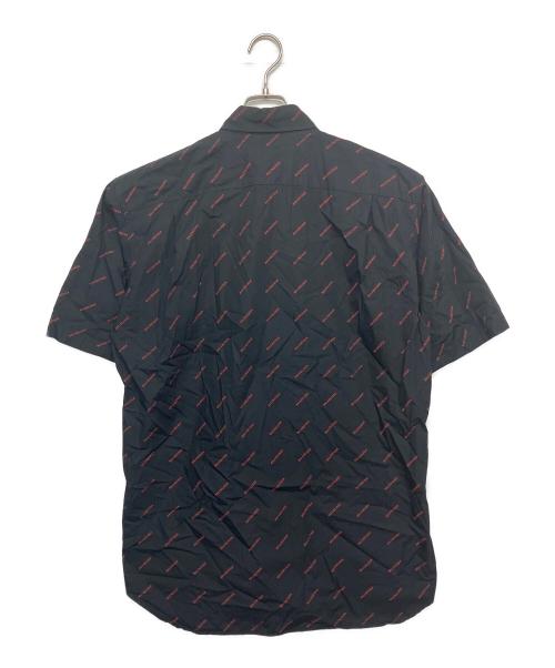BALENCIAGA（バレンシアガ）BALENCIAGA (バレンシアガ) 534332 TBL96　ボタンダウンシャツ ブラック サイズ:38の古着・服飾アイテム