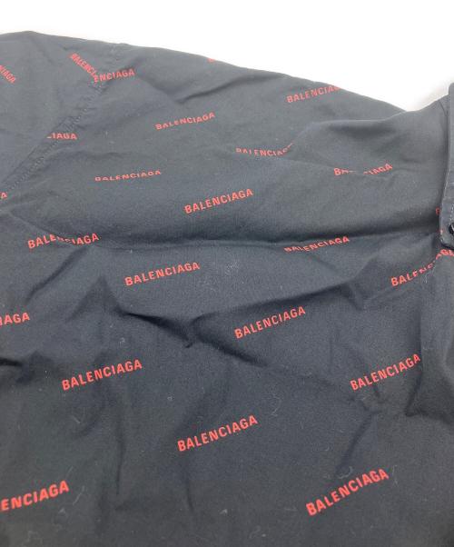 BALENCIAGA（バレンシアガ）BALENCIAGA (バレンシアガ) 534332 TBL96　ボタンダウンシャツ ブラック サイズ:38の古着・服飾アイテム