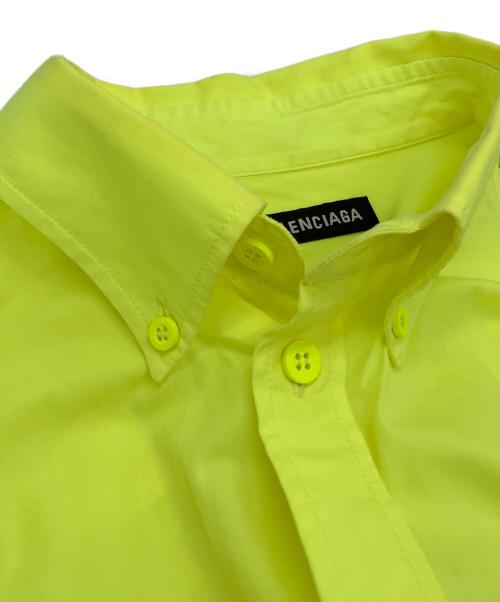 BALENCIAGA（バレンシアガ）BALENCIAGA (バレンシアガ) 621898 TIM09　ボタンダウンシャツ イエロー サイズ:39の古着・服飾アイテム