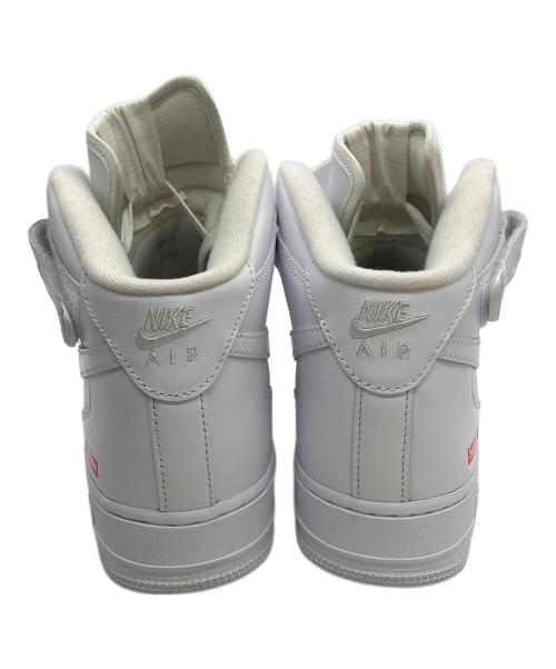NIKE（ナイキ）NIKE (ナイキ) SUPREME (シュプリーム) NIKE AIR FORCE 1 MID / SUPREME スニーカー ホワイト サイズ:27cmの古着・服飾アイテム