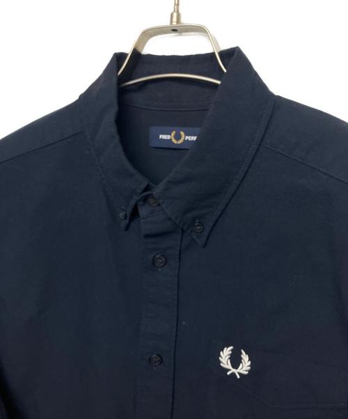 FRED PERRY（フレッドペリー）FRED PERRY (フレッドペリー) Oxford Shirt　M5516/608/00715/408 ネイビー サイズ:Mの古着・服飾アイテム