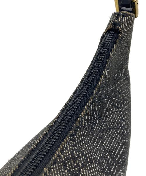 GUCCI（グッチ）GUCCI (グッチ) アクセサリーポーチ ブラックの古着・服飾アイテム