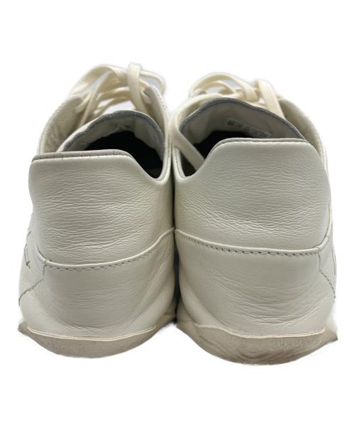 Y-3（ワイスリー）Y-3 (ワイスリー) Y-3COUNTRY　IG4030　スニーカー ホワイト サイズ:25cmの古着・服飾アイテム