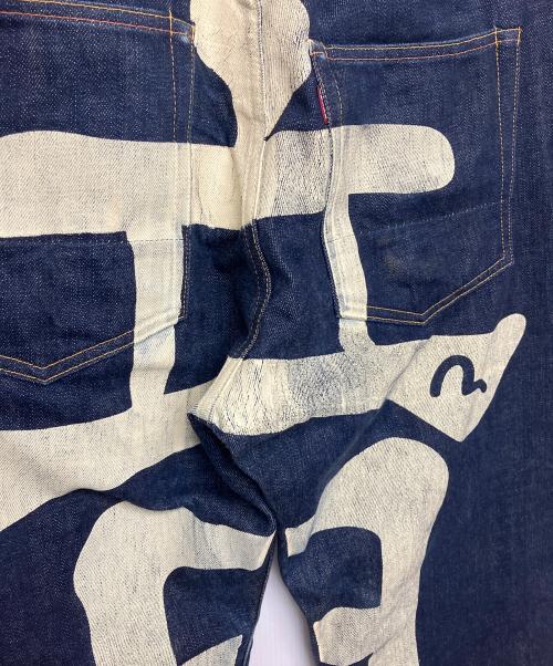 EVISU（エヴィス）EVISU (エヴィス) 2001　ビッグ音ペイントデニムパンツ インディゴ サイズ:86cm (W34)の古着・服飾アイテム