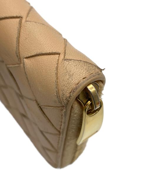BOTTEGA VENETA（ボッテガベネタ）BOTTEGA VENETA (ボッテガベネタ) コンパクトウォレット ベージュの古着・服飾アイテム