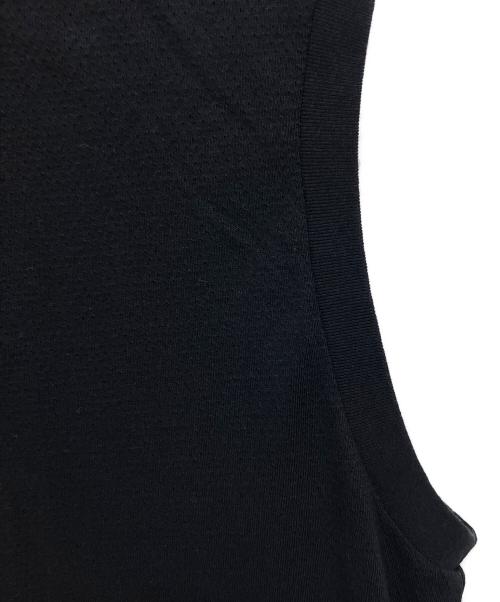 COMOLI（コモリ）COMOLI (コモリ) B01-05037　コットンメッシュ ノースリーブ ブラック サイズ:4の古着・服飾アイテム