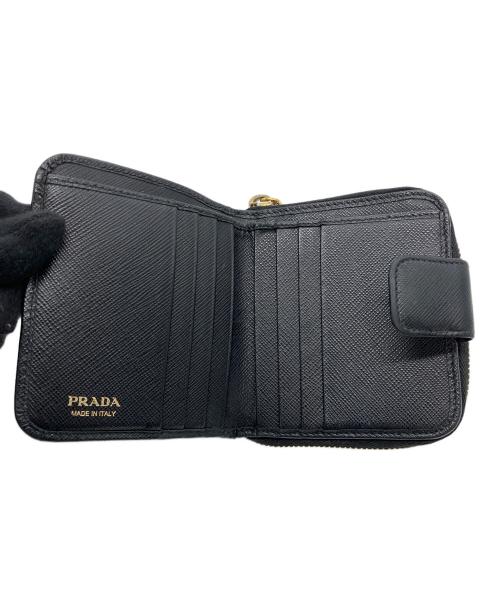 PRADA（プラダ）PRADA (プラダ) 2つ折り財布 ブラックの古着・服飾アイテム