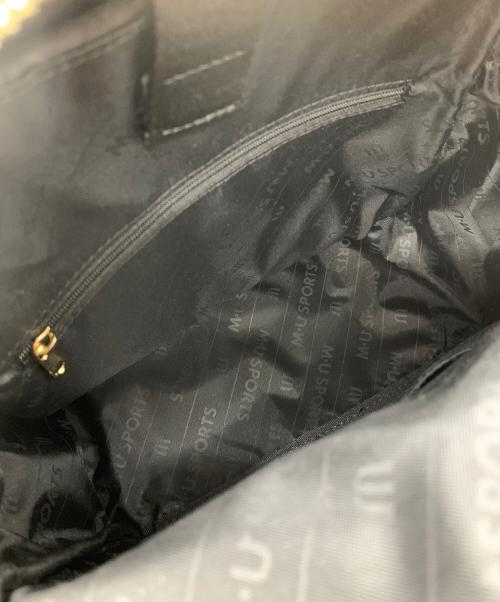 M U SPORTS（エムユースポーツ）M U SPORTS (エムユースポーツ) デュアルレザービジューロイヤルバックパック ブラックの古着・服飾アイテム