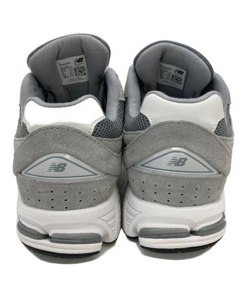 NEW BALANCE（ニューバランス）NEW BALANCE (ニューバランス) M2002RST　スニーカー ライトグレー サイズ:26.5cmの古着・服飾アイテム
