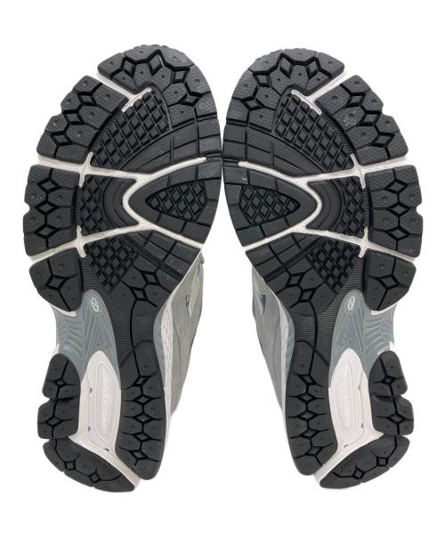 NEW BALANCE（ニューバランス）NEW BALANCE (ニューバランス) M2002RST　スニーカー ライトグレー サイズ:26.5cmの古着・服飾アイテム