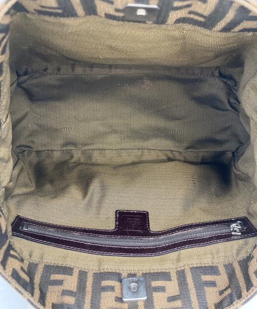 FENDI（フェンディ）FENDI (フェンディ) ズッカ ハンドバッグ ブラウンの古着・服飾アイテム