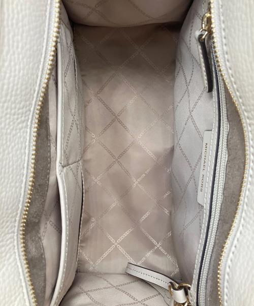 MICHAEL KORS（マイケルコース）MICHAEL KORS (マイケルコース) 2WAYバッグ ベージュの古着・服飾アイテム