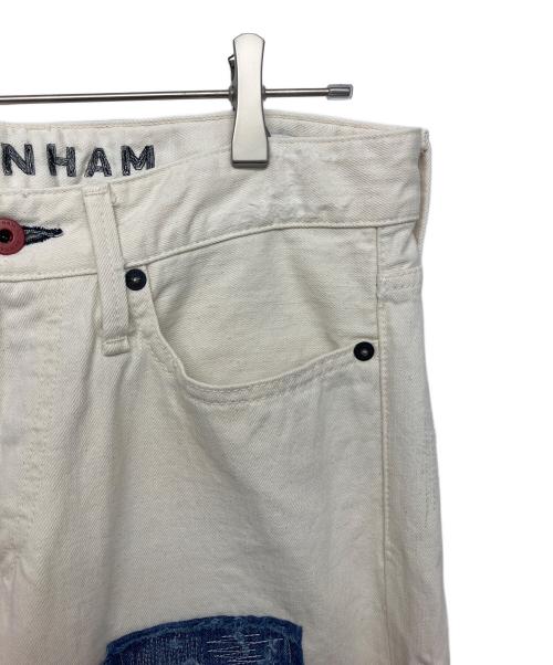 Denham（デンハム）Denham (デンハム) 27200-5-11028　パッチワークホワイトジーンズ ホワイト サイズ:W31×L32の古着・服飾アイテム