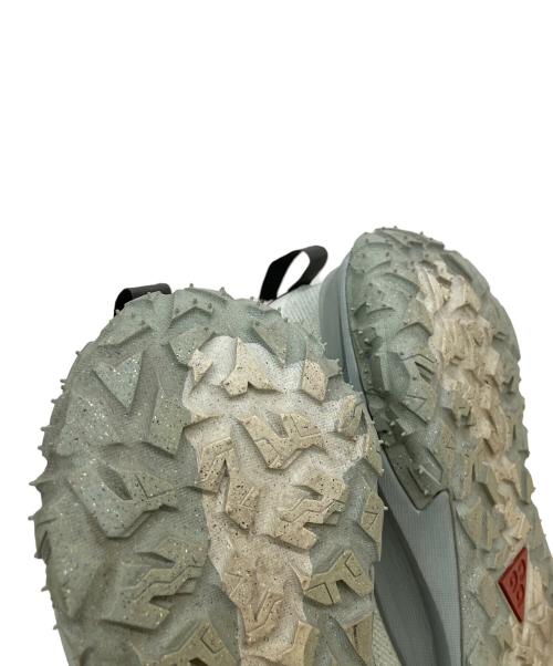 NIKE（ナイキ）NIKE (ナイキ) ACG Mountain Fly 2 Low スニーカー グレー サイズ:28.5cmの古着・服飾アイテム