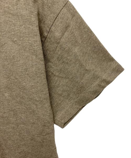 FOG ESSENTIALS（フィアオブゴッド エッセンシャル）FOG ESSENTIALS (フィアオブゴッド エッセンシャル) 半袖カットソー ブラウン サイズ:Mの古着・服飾アイテム