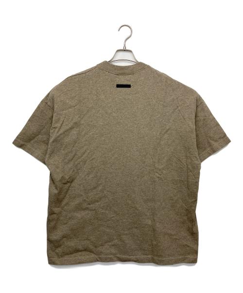 FOG ESSENTIALS（フィアオブゴッド エッセンシャル）FOG ESSENTIALS (フィアオブゴッド エッセンシャル) 半袖カットソー ブラウン サイズ:Mの古着・服飾アイテム