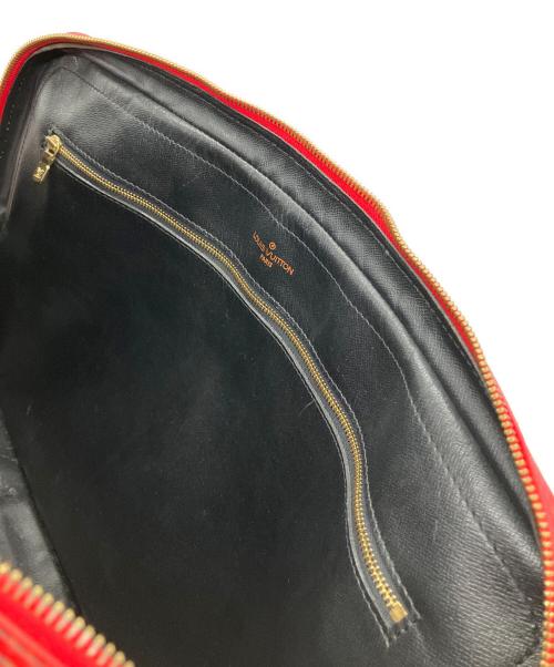 LOUIS VUITTON（ルイ ヴィトン）LOUIS VUITTON (ルイ ヴィトン) エピ ヴォワヤージュ レッドの古着・服飾アイテム