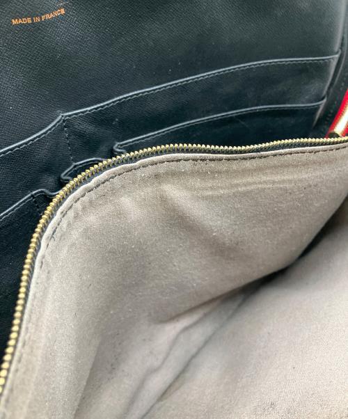 LOUIS VUITTON（ルイ ヴィトン）LOUIS VUITTON (ルイ ヴィトン) エピ ヴォワヤージュ レッドの古着・服飾アイテム