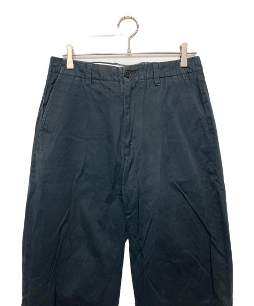 UNIVERSAL PRODUCTS.（ユニバーサルプロダクツ）UNIVERSAL PRODUCTS. (ユニバーサルプロダクツ) NO TUCK WIDE CHINO TROUSERS ブラック サイズ:２の古着・服飾アイテム