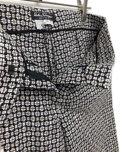 Salvatore Ferragamo（サルヴァトーレ フェラガモ）Salvatore Ferragamo (サルヴァトーレ フェラガモ) ツイードパンツ グレー サイズ:42 未使用品の古着・服飾アイテム