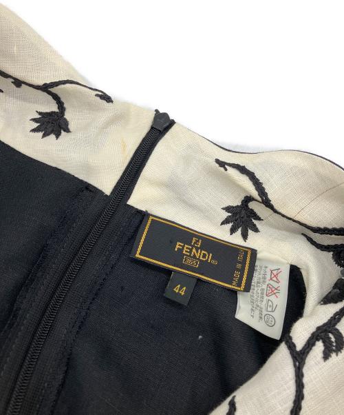 FENDI（フェンディ）FENDI (フェンディ) オープンカラーワンピース ブラック サイズ:44の古着・服飾アイテム
