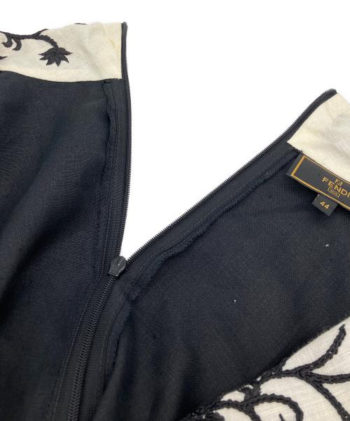 FENDI（フェンディ）FENDI (フェンディ) オープンカラーワンピース ブラック サイズ:44の古着・服飾アイテム