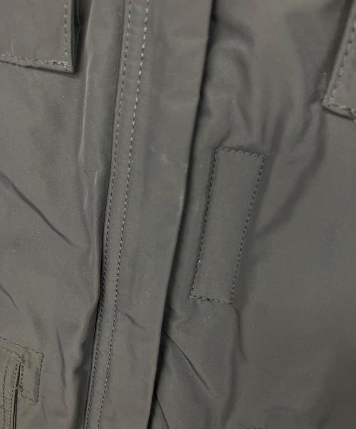 STONE ISLAND（ストーンアイランド）STONE ISLAND (ストーンアイランド) MICRO REPS PRIMALOFT FIELD JACKET 中綿ジャケット ブラック サイズ:Sの古着・服飾アイテム