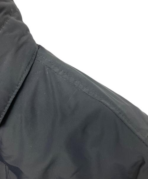 STONE ISLAND（ストーンアイランド）STONE ISLAND (ストーンアイランド) MICRO REPS PRIMALOFT FIELD JACKET 中綿ジャケット ブラック サイズ:Sの古着・服飾アイテム