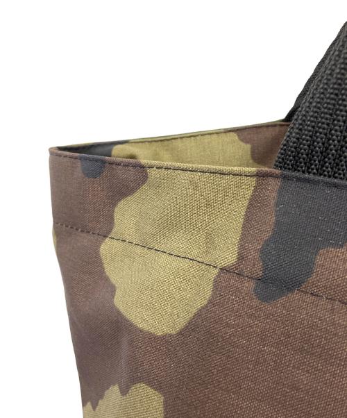 Herve Chapelier（エルベシャプリエ）Herve Chapelier (エルベシャプリエ) ナイロン舟型ショルダー　バッグ グリーンの古着・服飾アイテム