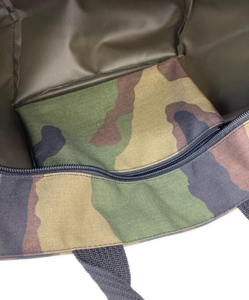 Herve Chapelier（エルベシャプリエ）Herve Chapelier (エルベシャプリエ) ナイロン舟型ショルダー　バッグ グリーンの古着・服飾アイテム