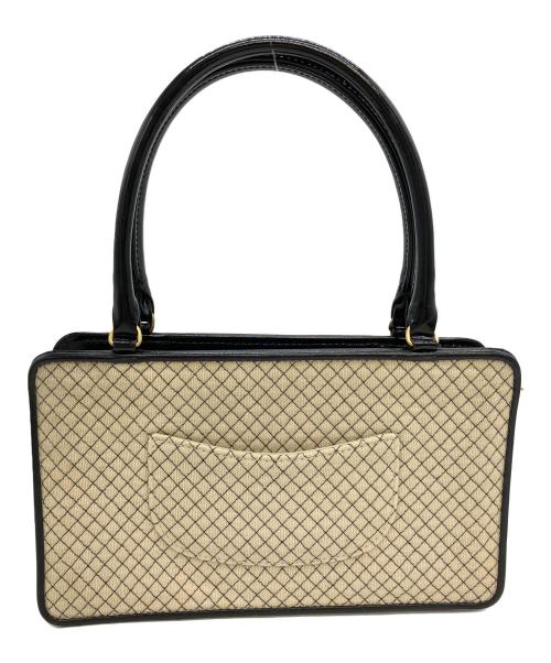 CHANEL（シャネル）CHANEL (シャネル) マイクロキルティング　ハンドバッグ ベージュ×ブラックの古着・服飾アイテム