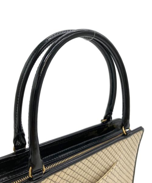CHANEL（シャネル）CHANEL (シャネル) マイクロキルティング　ハンドバッグ ベージュ×ブラックの古着・服飾アイテム