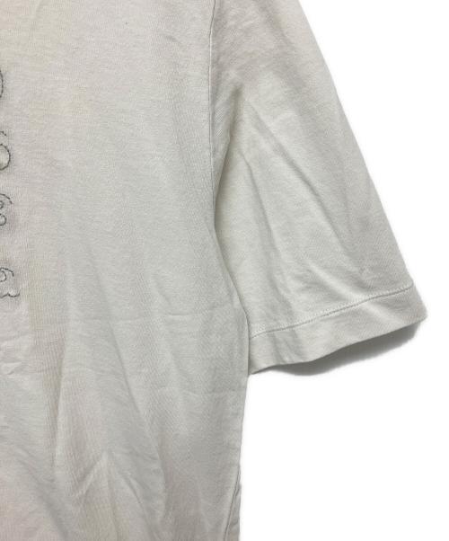 Maison Margiela（メゾンマルジェラ）Maison Margiela (メゾンマルジェラ) カレンダーロゴエンブロイダー クルーネックTシャツ グレー サイズ:Sの古着・服飾アイテム