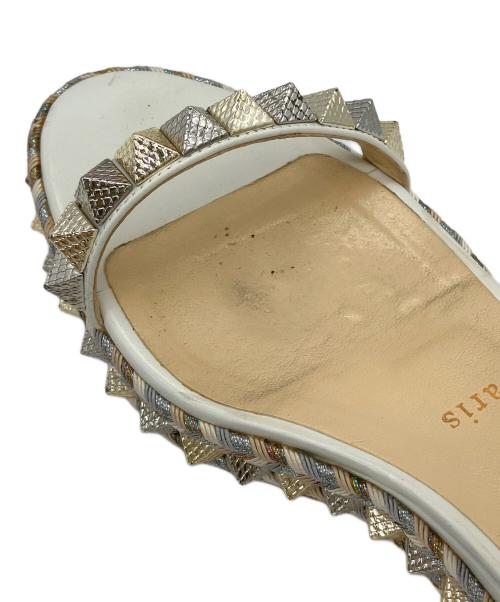 Christian Louboutin（クリスチャン・ルブタン）Christian Louboutin (クリスチャン・ルブタン) PYRACLOU サンダル ホワイト サイズ:23.5cmの古着・服飾アイテム