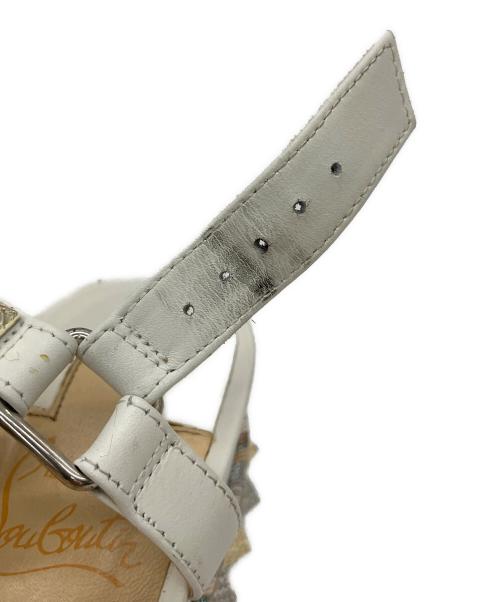Christian Louboutin（クリスチャン・ルブタン）Christian Louboutin (クリスチャン・ルブタン) PYRACLOU サンダル ホワイト サイズ:23.5cmの古着・服飾アイテム