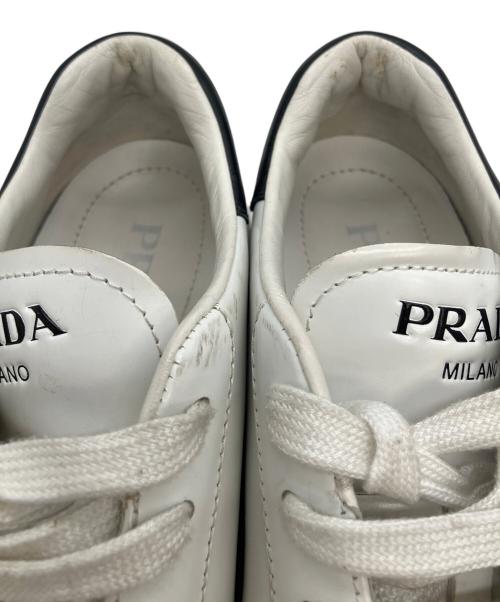 PRADA（プラダ）PRADA (プラダ) 1E059M　スニーカー ホワイト サイズ:23.5cmの古着・服飾アイテム