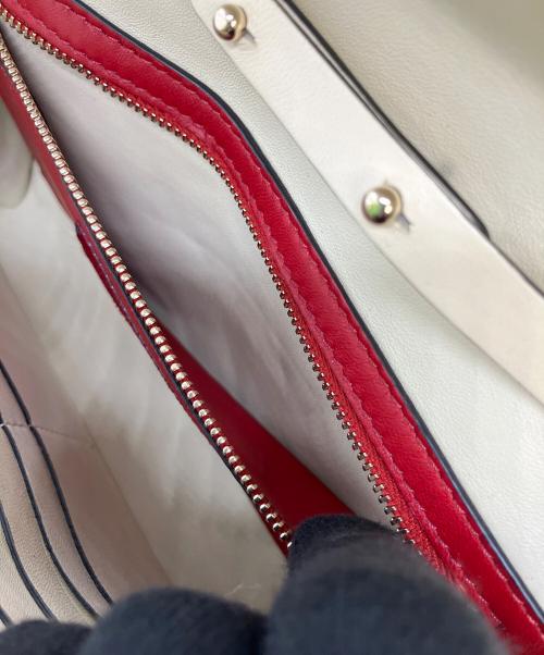 VALENTINO（ヴァレンティノ）VALENTINO (ヴァレンティノ) ロックスタッズ　ショルダーバッグ ホワイトの古着・服飾アイテム