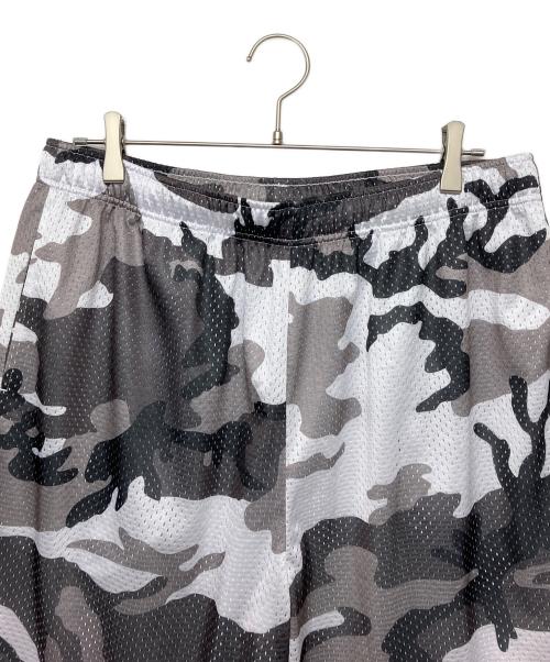 SUPREME（シュプリーム）SUPREME (シュプリーム) Small Box Baggy Mesh Short　26SS グレー サイズ:M 未使用品の古着・服飾アイテム