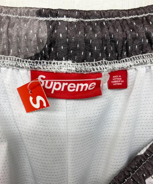 SUPREME（シュプリーム）SUPREME (シュプリーム) Small Box Baggy Mesh Short　26SS グレー サイズ:M 未使用品の古着・服飾アイテム