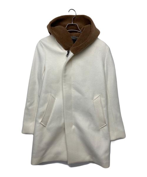 1piu1uguale3（ウノピュウノウグァーレトレ）1piu1uguale3 (ウノピュウノウグァーレトレ) WRAP NECK HOOD COAT コート ホワイト サイズ:Sの古着・服飾アイテム