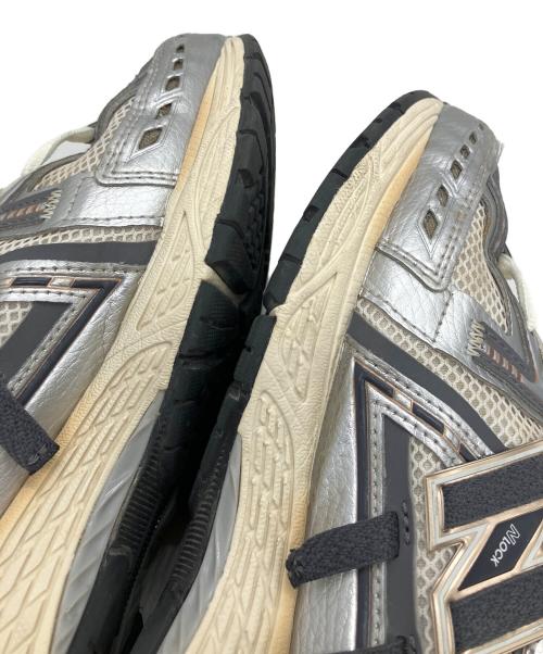 NEW BALANCE（ニューバランス）NEW BALANCE (ニューバランス) M1906AD スニーカー ホワイト×グレー サイズ:27.5㎝の古着・服飾アイテム
