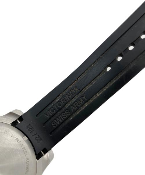 VICTORINOX（ビクトリノックス）VICTORINOX (ビクトリノックス) 241438　リストウォッチの古着・服飾アイテム